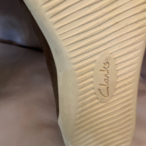 Clarks women’sGolden Brown  ballet flats size 7 1/2 - Picture 5 of 11